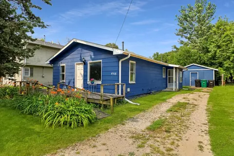 4518 NE 26th St, Des Moines, IA 50317
