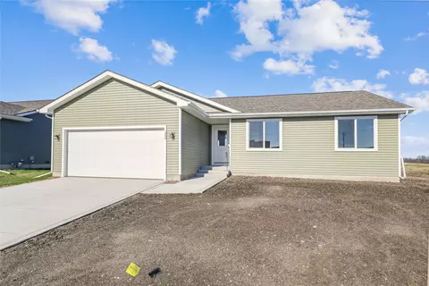322 NE Driftwood St, Elkhart, IA 50073