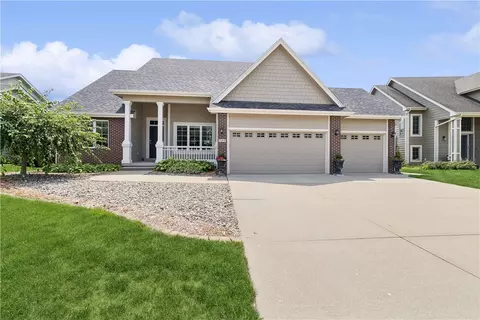 711 NE 40th Ct, Ankeny, IA 50021