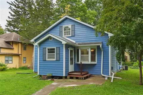 1115 N 2nd St, Ames, IA 50010