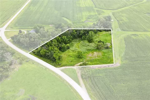23514 667th Ave, Nevada, IA 50201