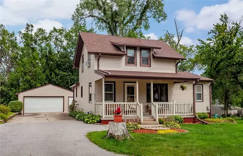 320 E 12th St N, Newton, IA 50208