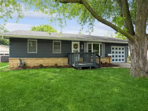 308 11th St SE, Altoona, IA 50009