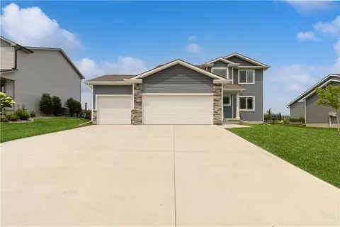 1501 NW 8th St, Grimes, IA 50111