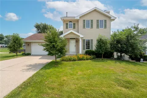 3601 SE 18th Ct, Des Moines, IA 50320