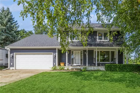 1405 N B St, Indianola, IA 50125