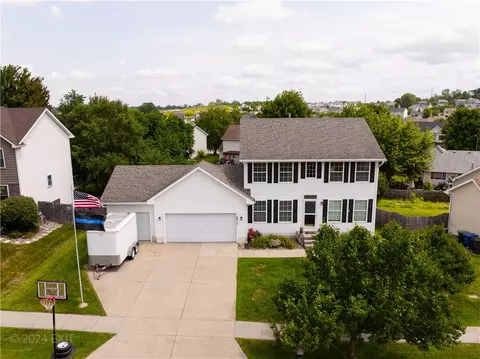 6817 Star View St, Des Moines, IA 50320