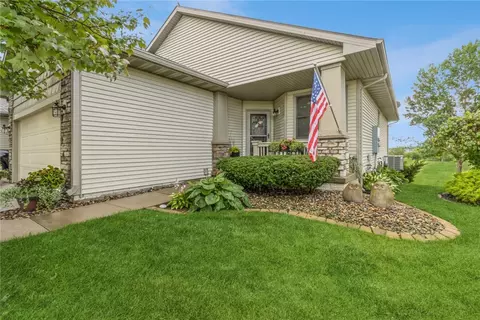 2403 Lexington Dr, Norwalk, IA 50211