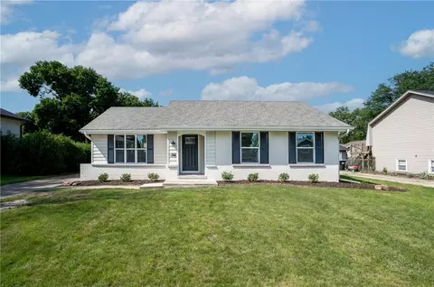 522 NE 8th St, Ankeny, IA 50021