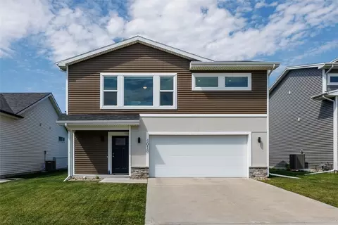 4018 NE 3rd St, Ankeny, IA 50021
