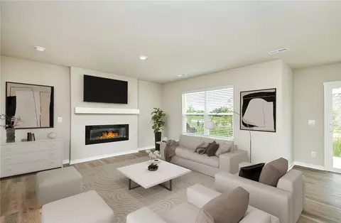 333 Juniper Dr, Waukee, IA 50263