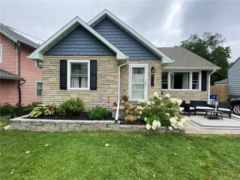 4137 6th Ave, Des Moines, IA 50313