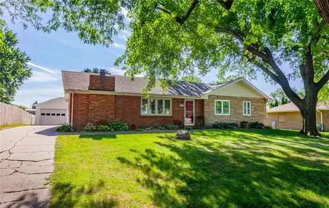 7607 NW 16th St, Ankeny, IA 50023