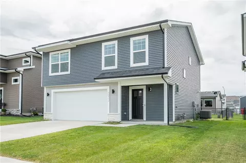 4033 NE 4th St, Ankeny, IA 50021