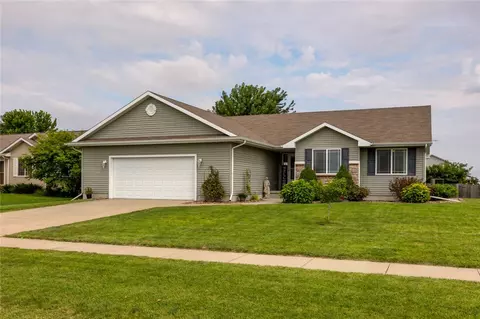4802 NW 8th St, Ankeny, IA 50023