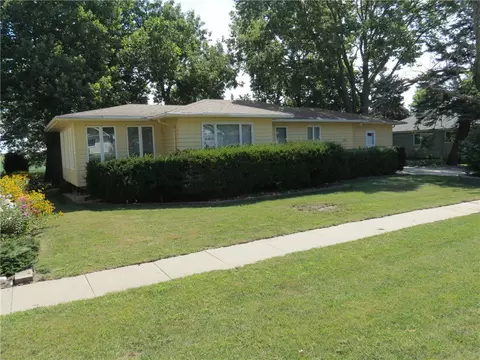 623 S Washington St, Madrid, IA 50156