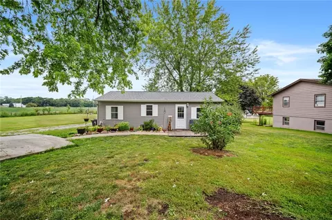 307 SE 4th St, Panora, IA 50216