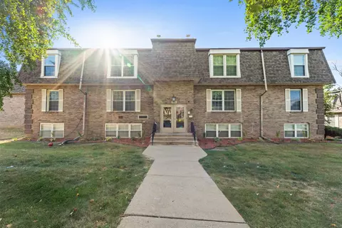 1110 E 6th St #7, Des Moines, IA 50316
