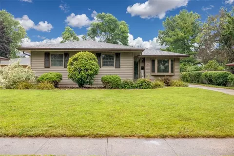 422 SE 2nd St, Ankeny, IA 50021
