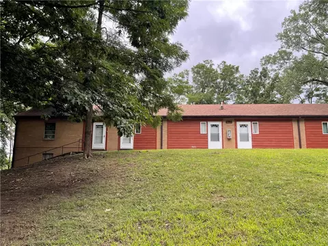 1941 Courtland Dr, Des Moines, IA 50315