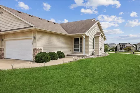721 SW 46th St, Ankeny, IA 50023