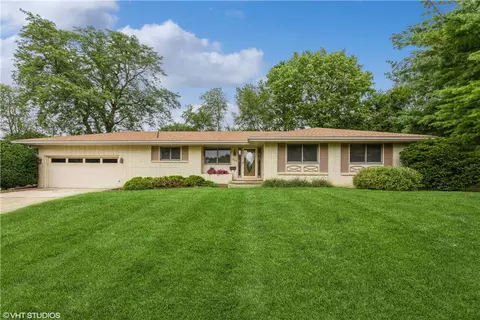 1069 21st St, West Des Moines, IA 50265
