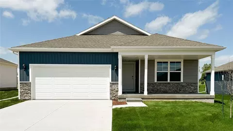 1110 NE 56th St, Ankeny, IA 50021