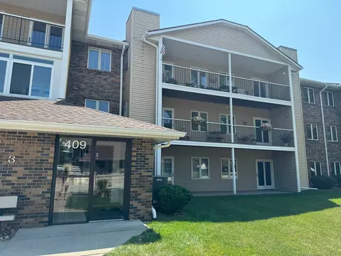 409 SE Delaware Ave #108, Ankeny, IA 50021