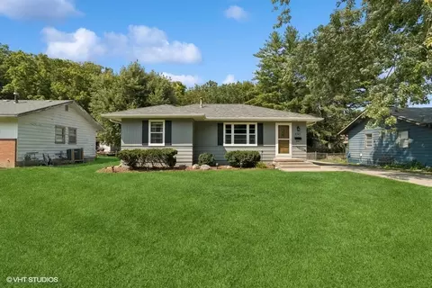 2741 Bennett Ave, Des Moines, IA 50310