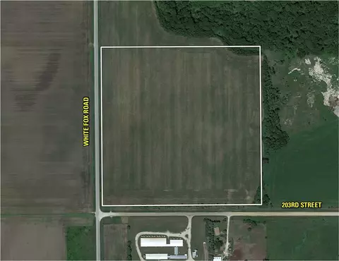 1 White Fox Rd, Webster City, IA 50595