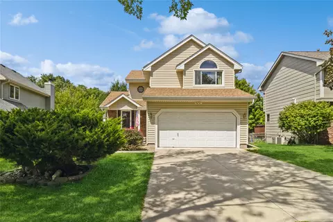4795 Coachlight Dr, West Des Moines, IA 50265