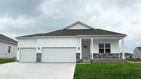 14527 Coyote Dr, Grimes, IA 50111