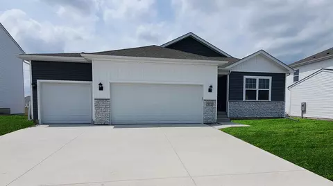 1341 NW Brandywine Ln, Waukee, IA 50263