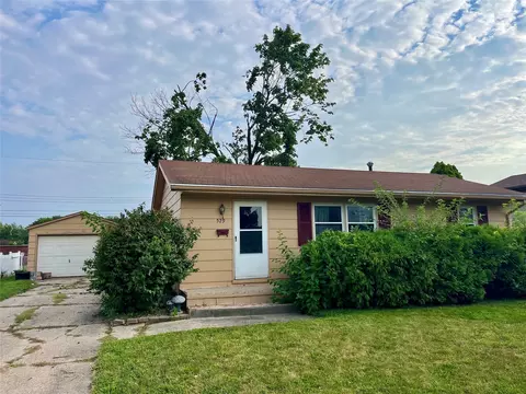 529 NE 3rd St, Ankeny, IA 50021