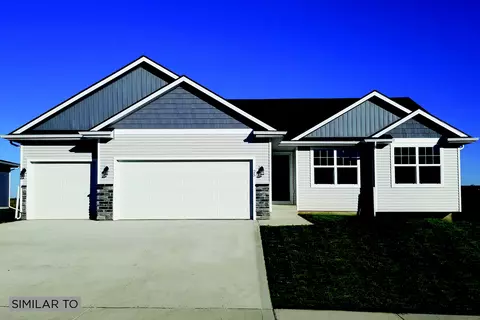 14233 N Valley Dr, Urbandale, IA 50323