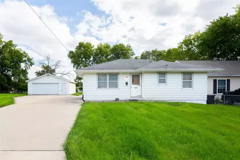 1824 Lincoln Ave, Des Moines, IA 50314