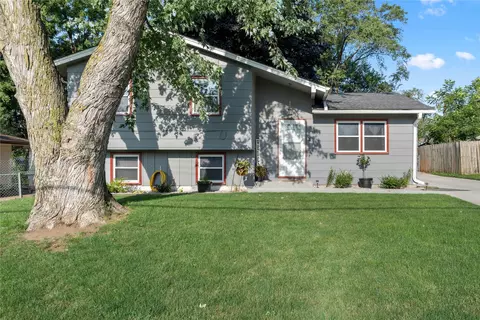 3506 E 39th Ct, Des Moines, IA 50317
