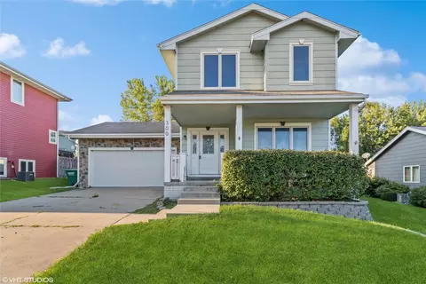 300 W Maple St, Runnells, IA 50237