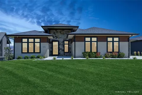 4731 Centennial Blvd, Urbandale, IA 50323