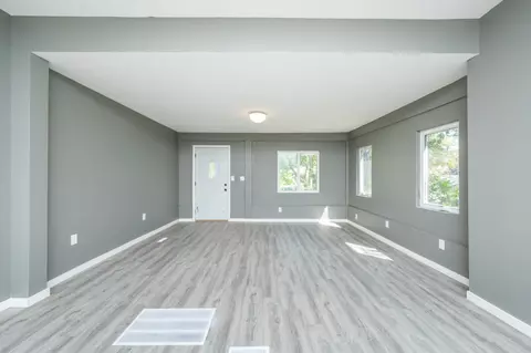 1314 23rd St, Des Moines, IA 50311