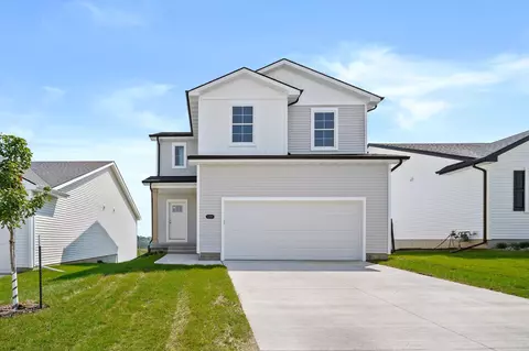 1721 20th Ave SE, Altoona, IA 50009