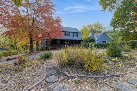 2103 Chautauqua Pkwy, Des Moines, IA 50314