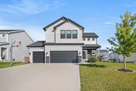 1321 NW Jamestown Ln, Waukee, IA 50263