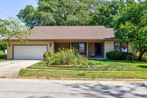 2853 Torrey Pines Rd, Ames, IA 50010