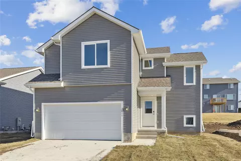 3011 Jerry St, Van Meter, IA 50261