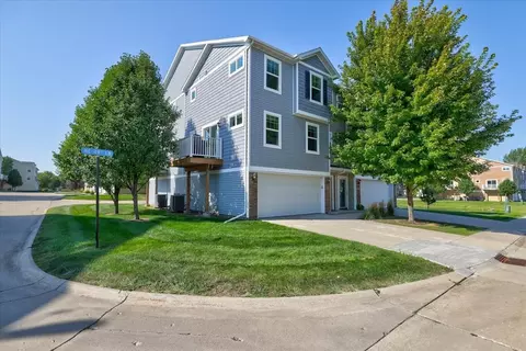 1019 NE 49th Ln, Ankeny, IA 50021