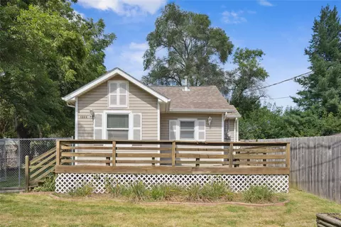 1209 Johnson St, Des Moines, IA 50315