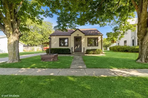 905 6th St, Sully, IA 50251