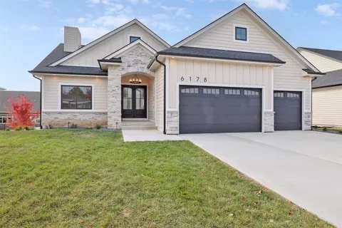 6178 Aspen Dr, West Des Moines, IA 50266