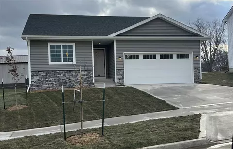 5641 Leyden Ave, Des Moines, IA 50317